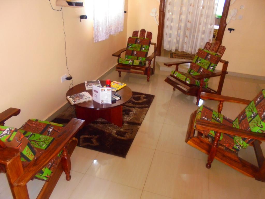 White Rose Lodge Ливингстън Екстериор снимка